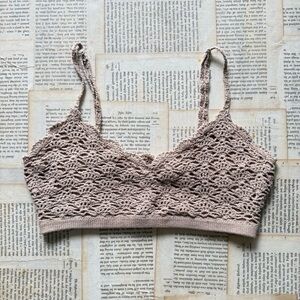 Crochet Bralette Forever 21 — Taupe Comfort Y2K Lace Crop, Size M